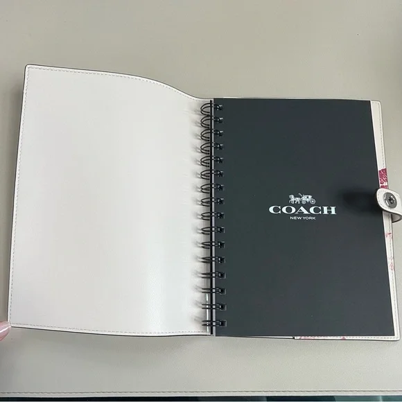 Coach Lip Print Glovetanned Leather Refillable Notebook Cover Journal - Picture 6 of 13